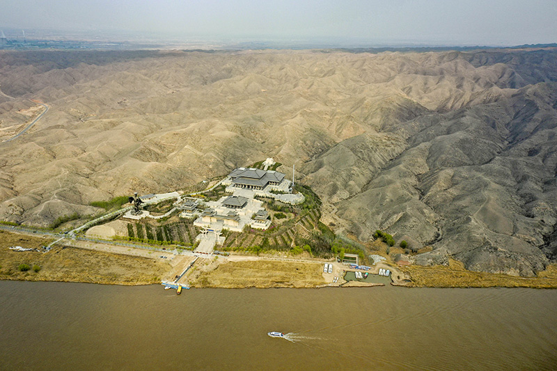 青铜峡黄河大峡谷风光