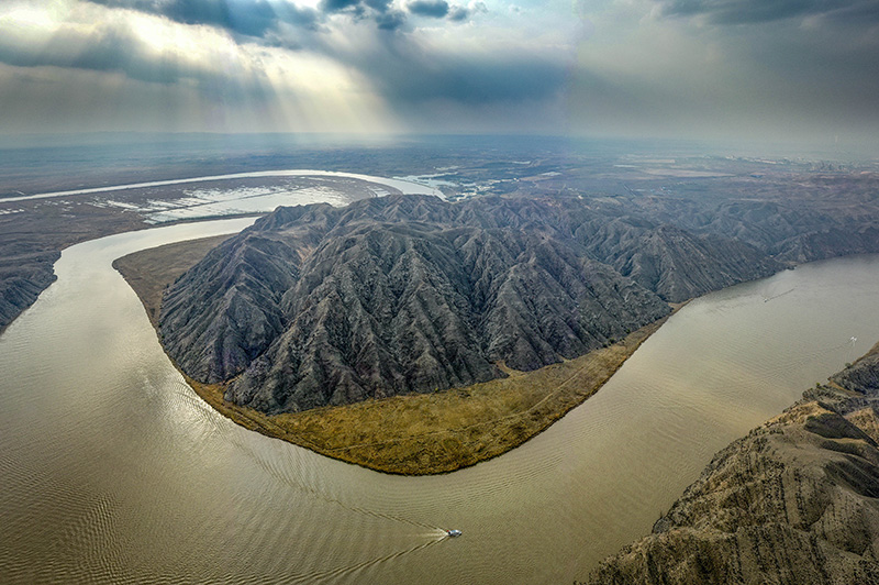 青铜峡黄河大峡谷风光